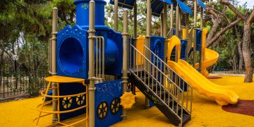 Αλλάζουν Όψη Οι Παιδικές Χαρές Στην Ηλιούπολη