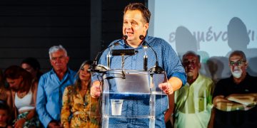 Αποχωρήσεις & Νέες Συμμαχίες Για Τον Δήμαρχο Ηλιούπολης Στον Δρόμο Προς Τις Εκλογές